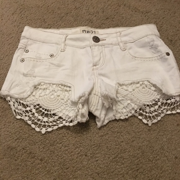 nike tech fleece shorts sizing